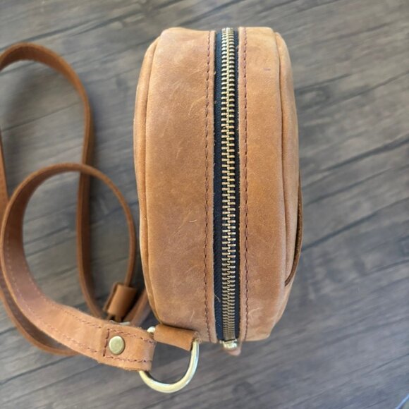 Portland Leather Circle Bag - Picture 2 of 3